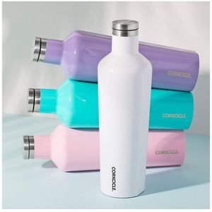 Corkcicle white